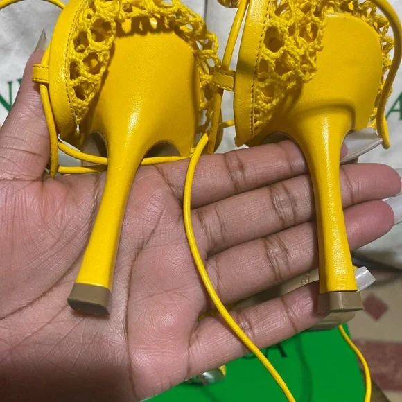 Bottega Veneta - Mesh Stretch Sandals - Picture 7 of 10